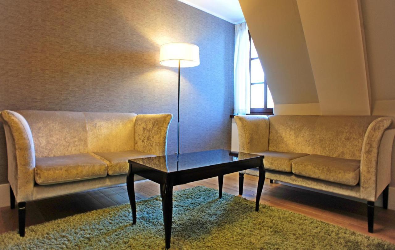 Hotel Zamek ルブリニェツ エクステリア 写真
